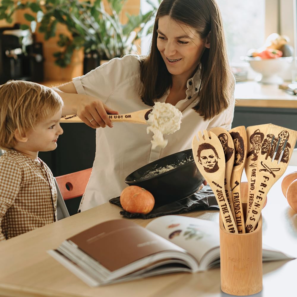Gravierte Holzlöffel-Set mit 5 – Lustige Harry Geschenke Kochlöffel, Küchenutensilien zum Kochen, Einweihungsgeschenk, Harry Weihnachten Geschenke für Frauen oder Männer (Küche/Deko)