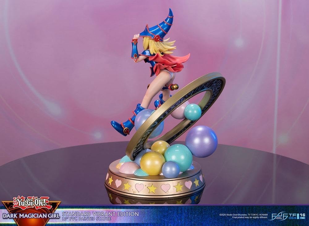 First 4 Figures YGODGVS Yu-Gi-Oh Dark Magician Girl First4Figures PVC-Figur, Schwarz