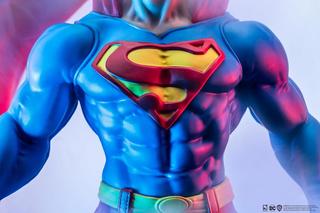 DC Heroes: Superman (Klassische Version) Vorschau, Exklusive Statue im Maßstab 1:8