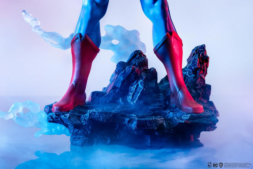 DC Heroes: Superman (Klassische Version) Vorschau, Exklusive Statue im Maßstab 1:8