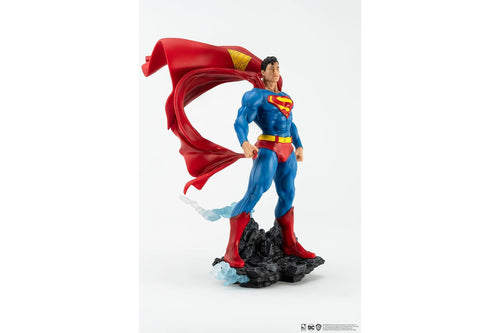 DC Heroes: Superman (Klassische Version) Vorschau, Exklusive Statue im Maßstab 1:8