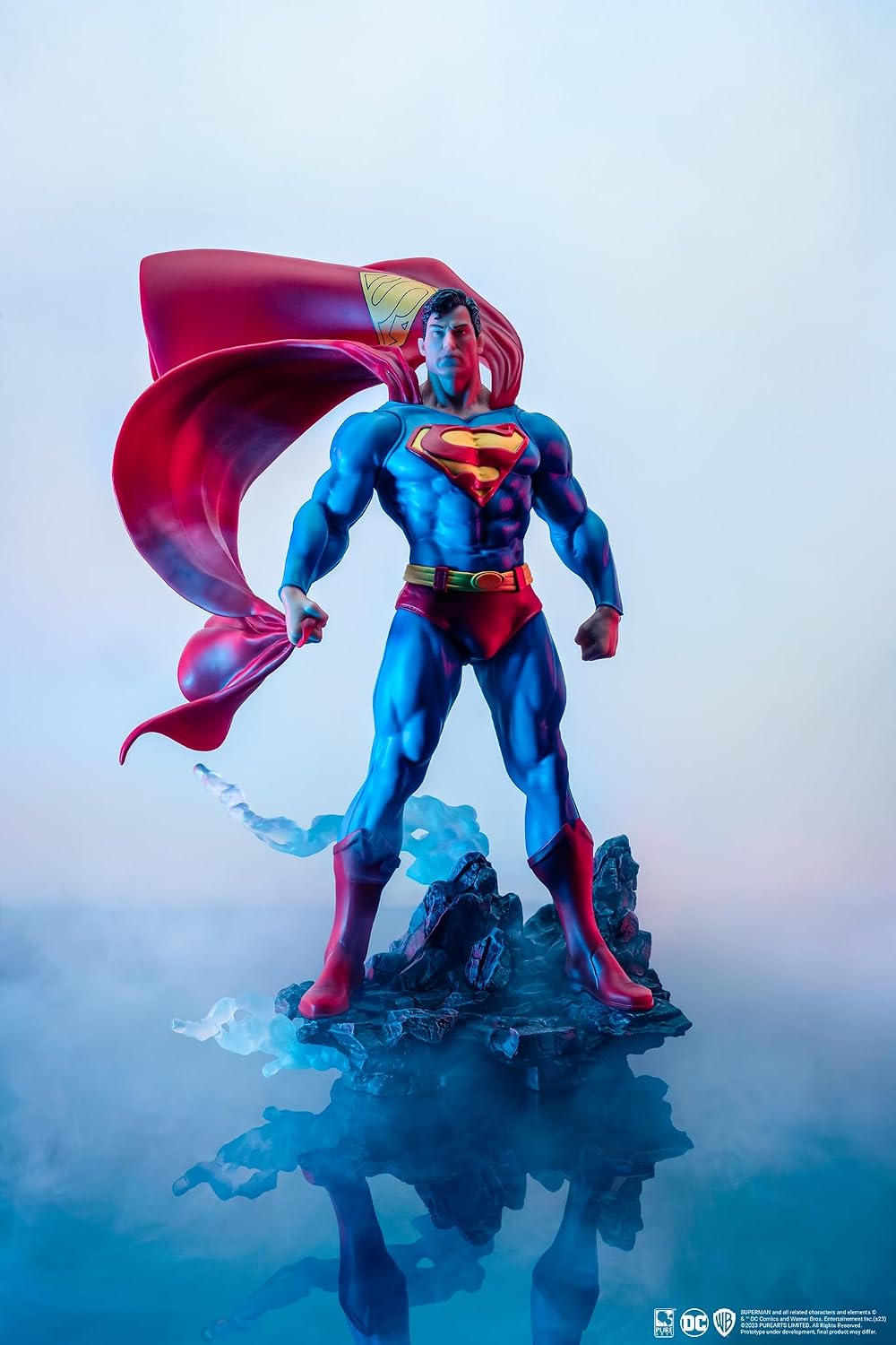 DC Heroes: Superman (Klassische Version) Vorschau, Exklusive Statue im Maßstab 1:8