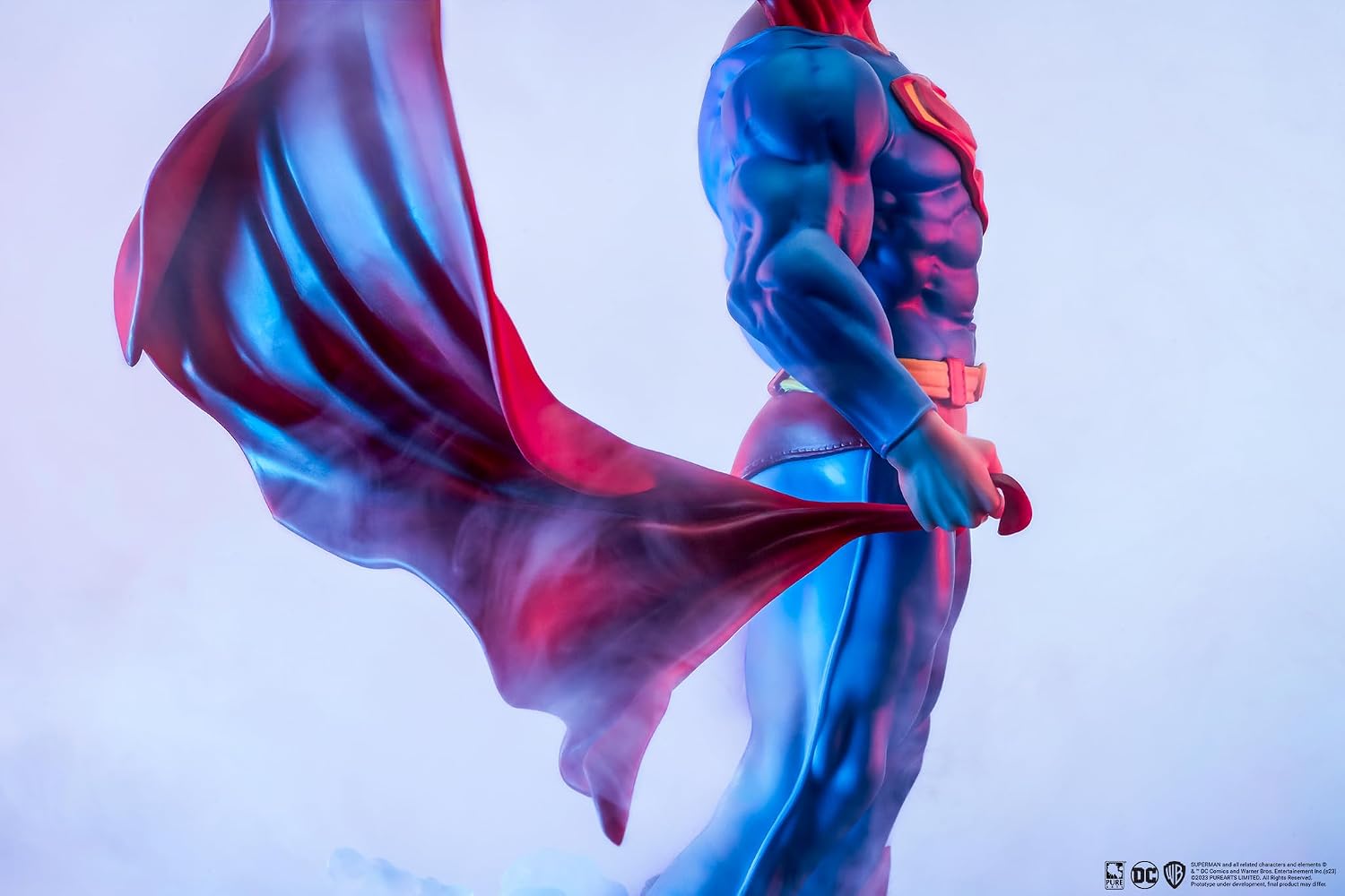 DC Heroes: Superman (Klassische Version) Vorschau, Exklusive Statue im Maßstab 1:8