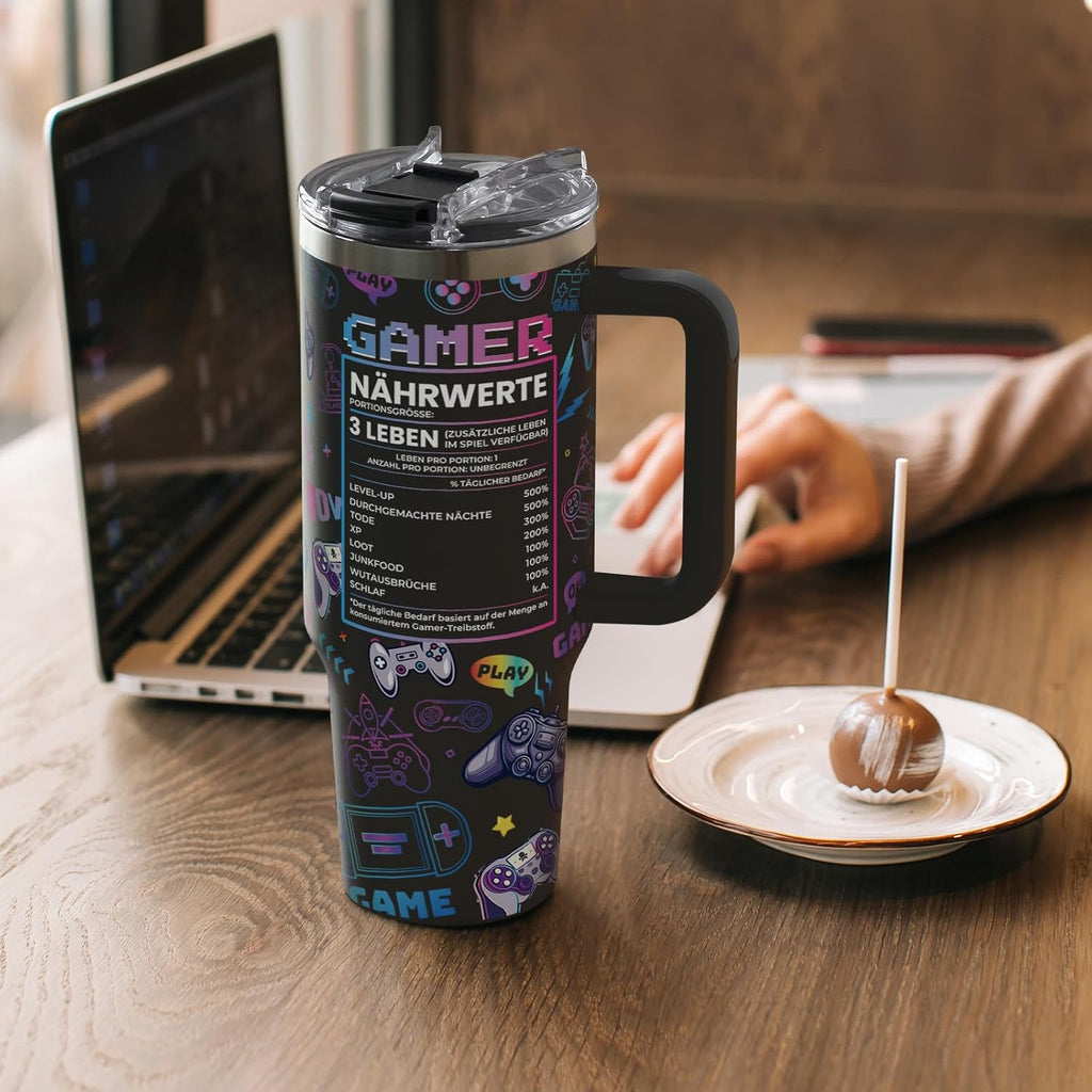 Gamer Geschenk, Geschenke für Männer, Geschenkidee für Computerspieler, Gaming-Fans und Zocker, Geburtstagsgeschenk, Geschenke für Papa Freund Mann, 40 OZ Thermobecher mit Deckel und Strohhalm