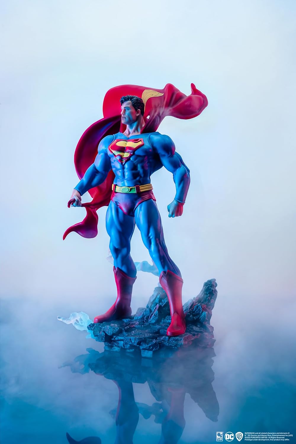DC Heroes: Superman (Klassische Version) Vorschau, Exklusive Statue im Maßstab 1:8