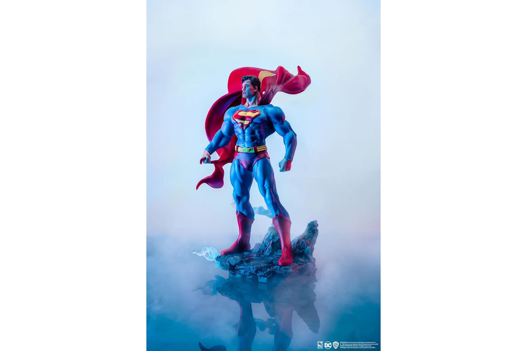 DC Heroes: Superman (Klassische Version) Vorschau, Exklusive Statue im Maßstab 1:8