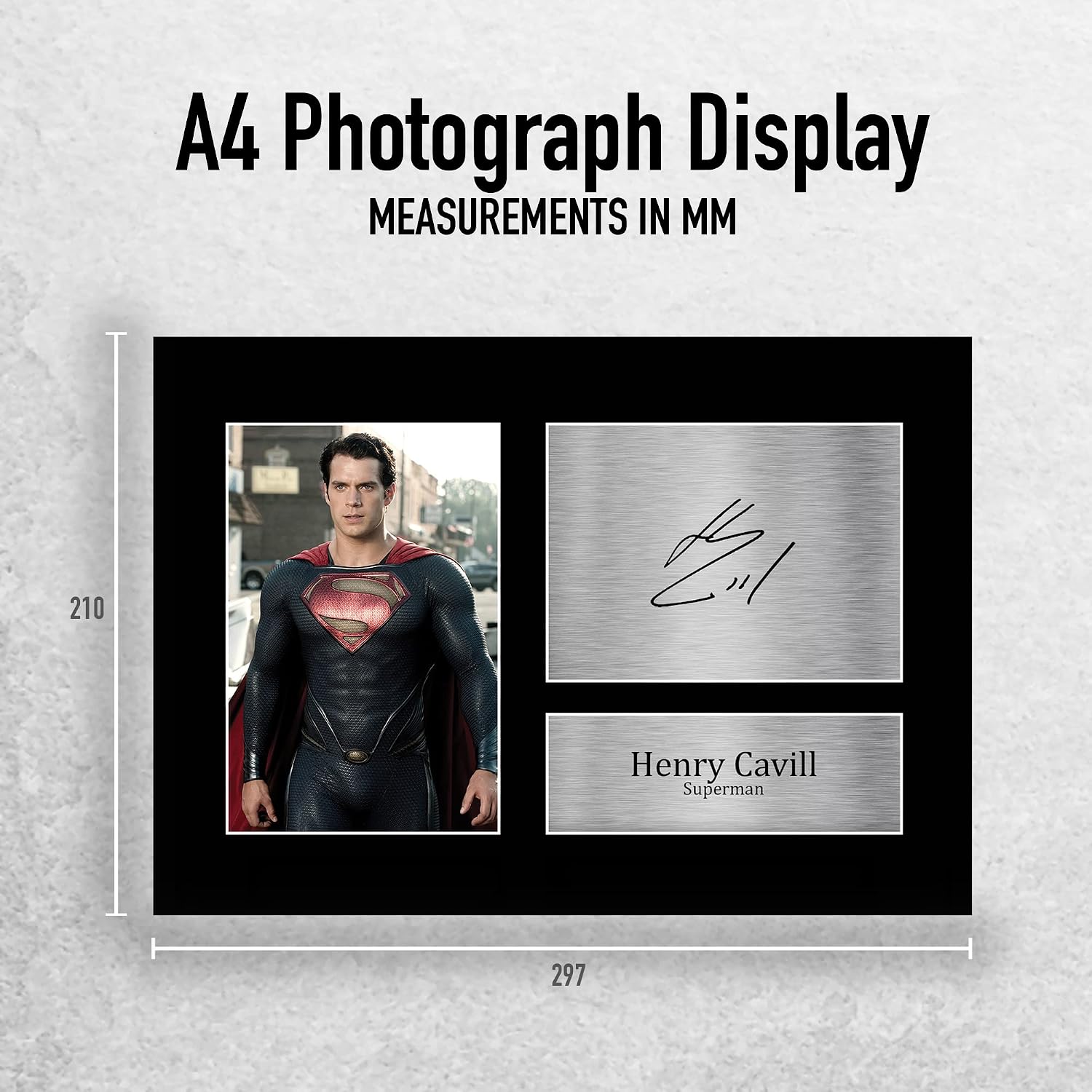 HWC Trading A4 Henry Cavill DCEU Superman Geschenke Geducktes Signiertes Autogramm Foto für Fans von Film Memorabilien - A4 Wanddekoration