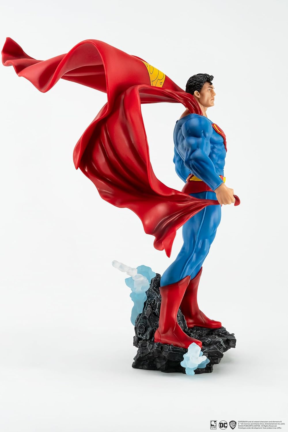 DC Heroes: Superman (Klassische Version) Vorschau, Exklusive Statue im Maßstab 1:8