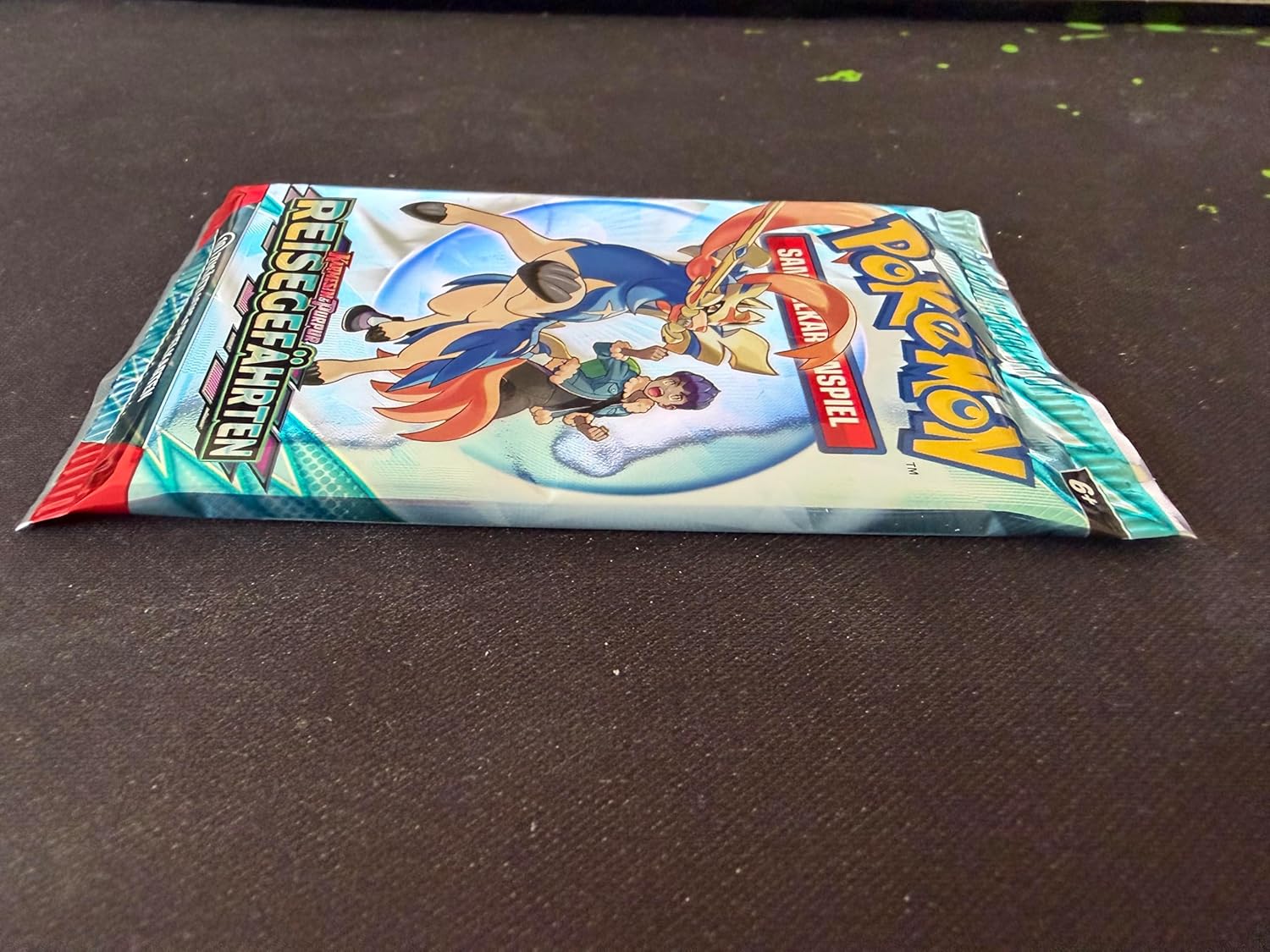 Pokémon TCG: Karmesin&Purpur - Reisegefährten (KP09) Booster Pack - DE