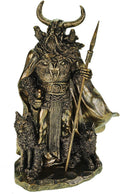 Kremers Schatzkiste Odin Figur mit Raben Hugin Munin und Wölfen Geri Freki 36cm Nordische Mythologie Dekofigur - Polyresin Götter Skulptur - Geschenk Wikinger Deko