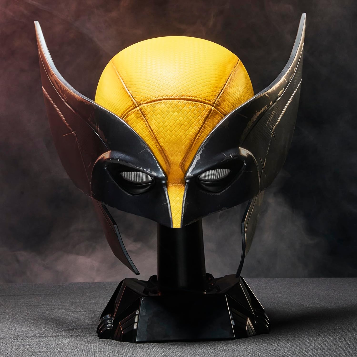 Marvel Legends Series Wolverine Premium Rollenspielmaske, Gelb