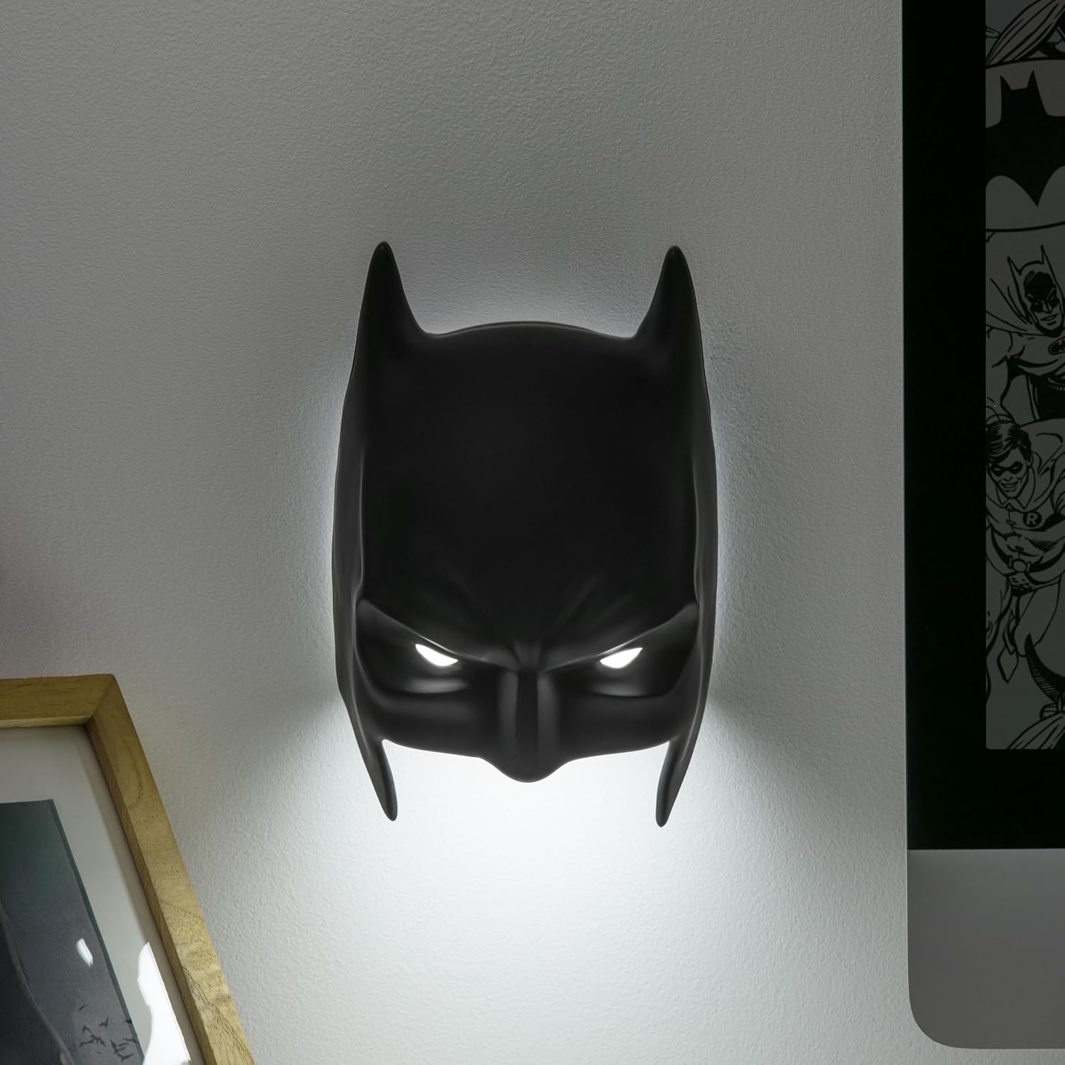 Paladone Batman-Maskenleuchte, wandmontierbare oder freistehende LED-Lampe, offizielles Lizenzprodukt von DC Comics für Schlafzimmer, Man Cave, Zuhause und Sammler