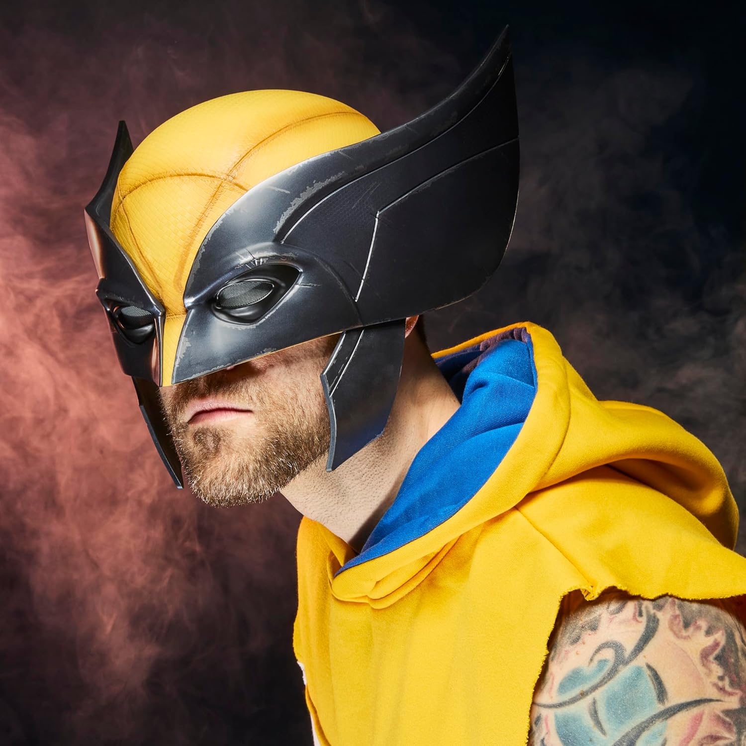 Marvel Legends Series Wolverine Premium Rollenspielmaske, Gelb
