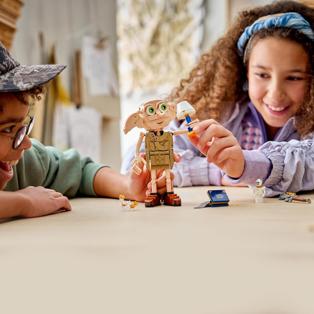 LEGO Harry Potter Dobby, der Freie Elf Spielzeug - Modellbau umbaubar in eine Kreacher Figur - DIY Kinderzimmer Deko - Geschenk für Mädchen, Jungen und Fans ab 8 Jahren - 76469
