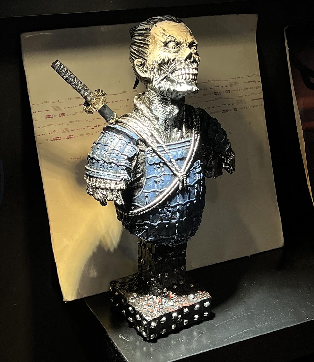 LOOYAR Resin Undead Japanische Samurai Zombie Büste Statue Skulptur Ornament Figur Handwerk für Zuhause Haus Wohnzimmer Veranda Dekoration Büro Schreibtisch Schreibtisch T Geschenk