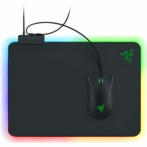 Razer Firefly V2 – RGB Gaming-Mauspad mit USB-Anschluss