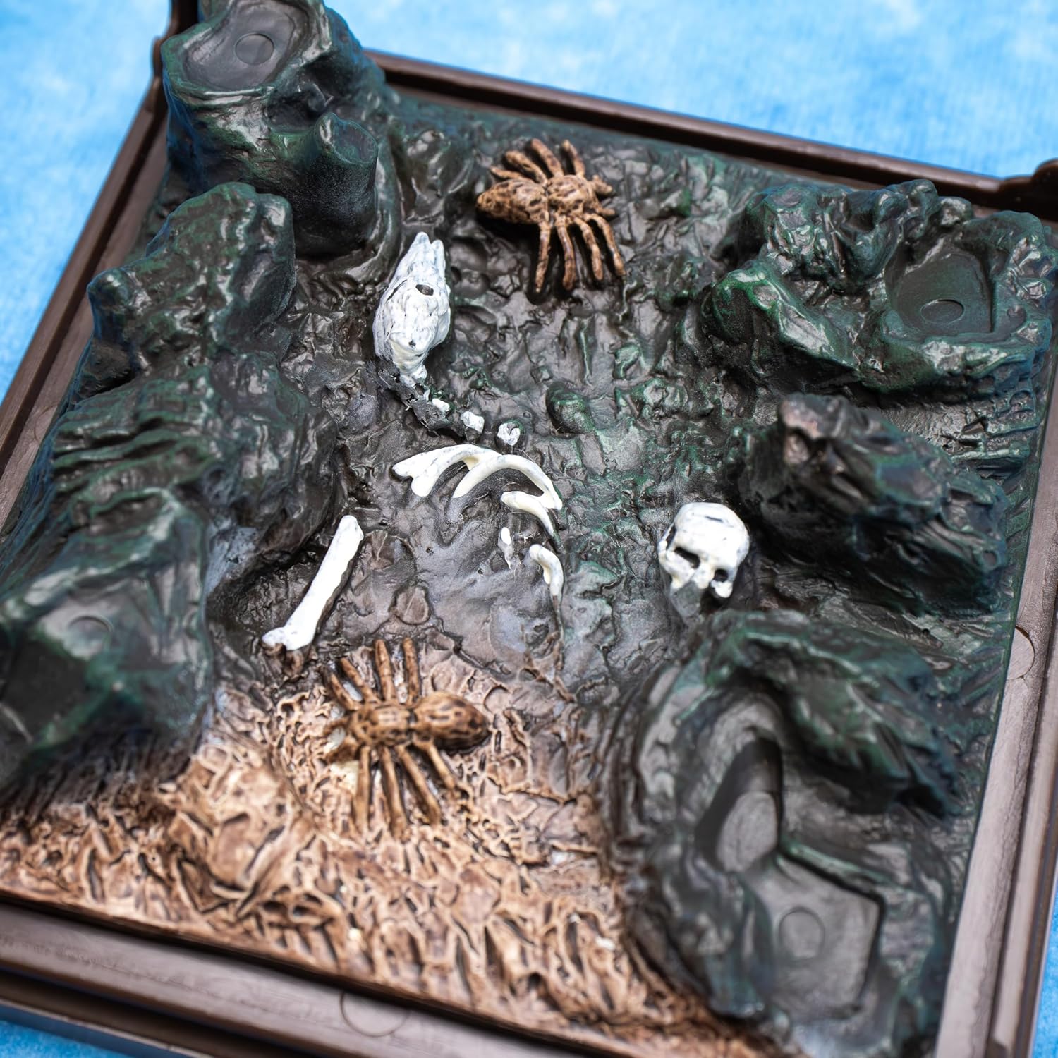 The Noble Collection - Magical Creatures Aragog - Hand-Painted Magical Creature #16 - Officially Licensed 7in (18.5cm) Harry Potter Toys Collectable Figures - for Kids & Adults