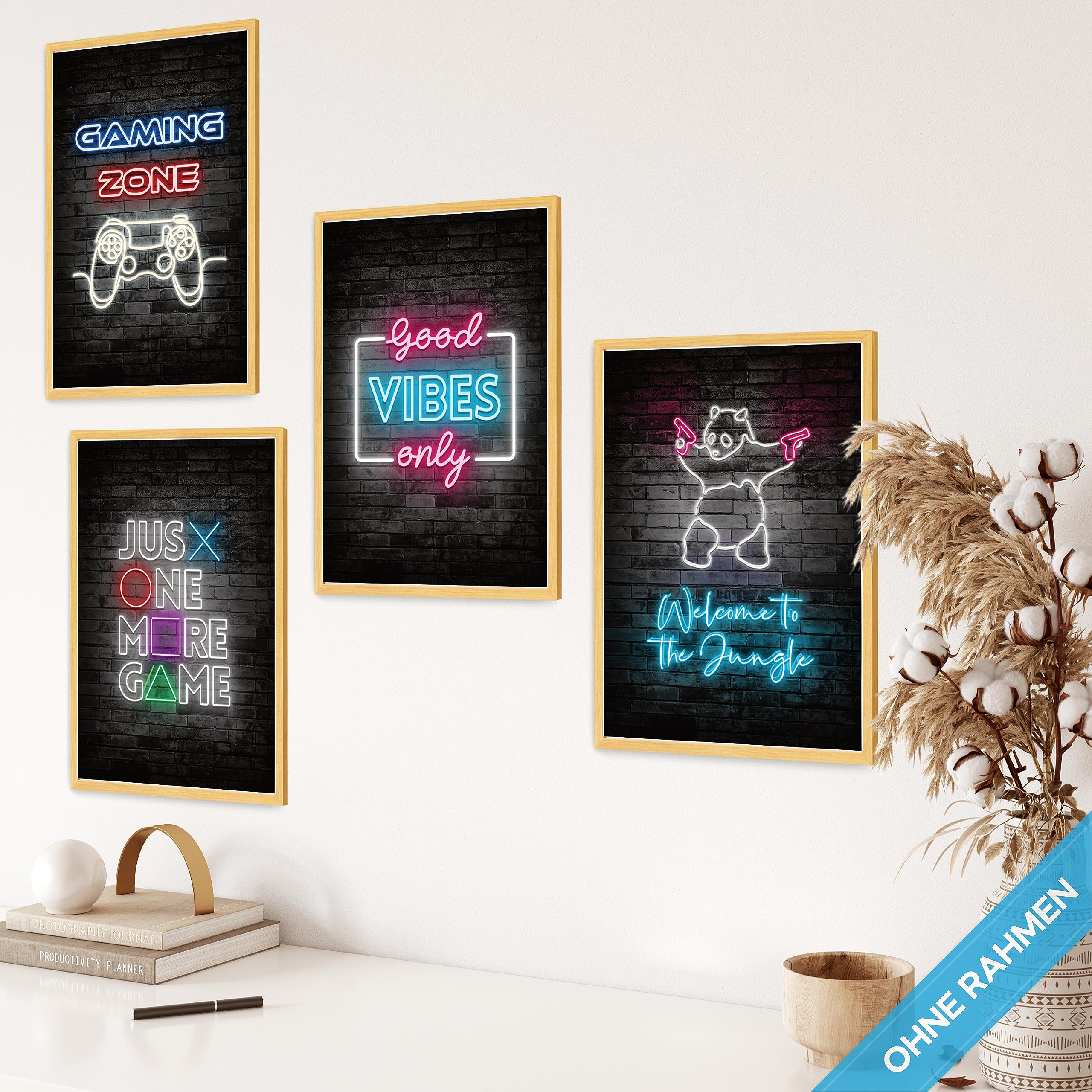 mojoliving Gaming Zimmer Deko Bilder | Poster Wand für Gamer Jugendzimmer | Set mit Neon Sign Motive | Coole Geschenke für Gamer | Zocker Bilder Wand | Neon Wandbild