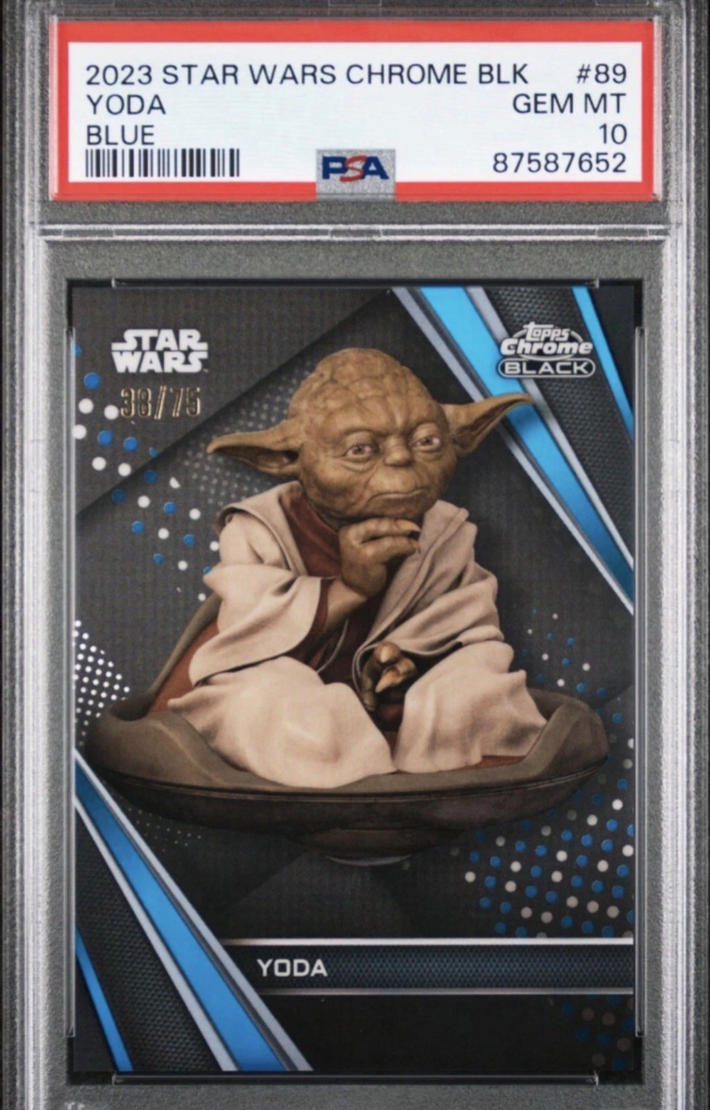 YODA 2023 Topps Star Wars Chrome Black Blue #89/75 PSA10
